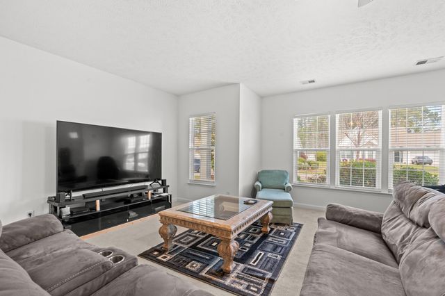 309 Meadowside Dr., Little River, SC 29566