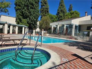 5700 Etiwanda, Tarzana, CA 91356