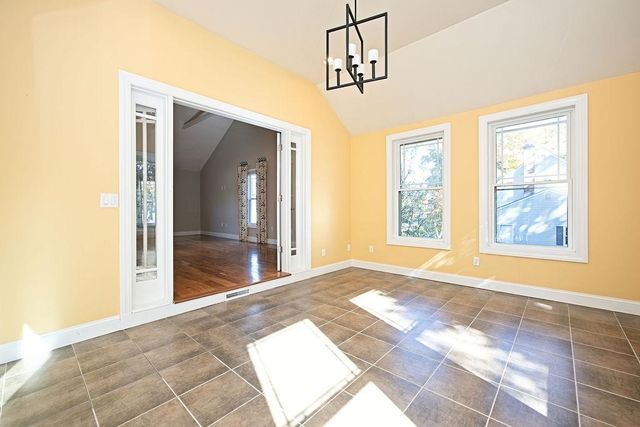 10 Cathedral Circle, Nashua, NH 03063