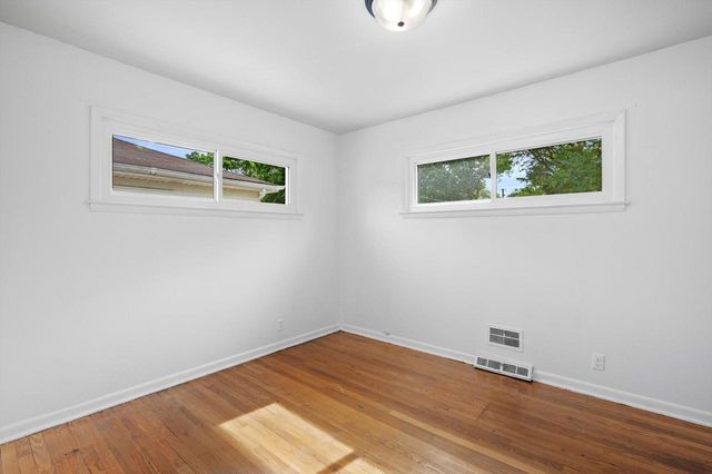 3905 N 93rd STREET, Milwaukee, WI 53222