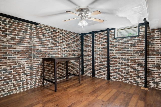 3905 N 93rd STREET, Milwaukee, WI 53222