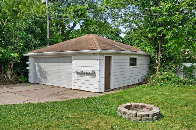 3905 N 93rd STREET, Milwaukee, WI 53222