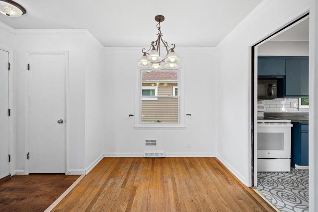3905 N 93rd STREET, Milwaukee, WI 53222