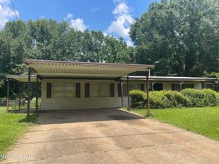 1090 Branch Street, Jackson, MS 39212