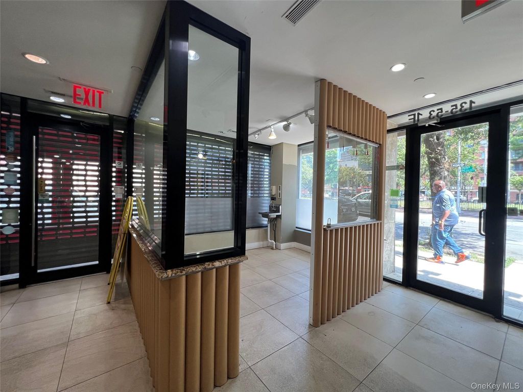 135-53 Northern Boulevard 1FL + Basement, Flushing, NY 11354 — photo 3