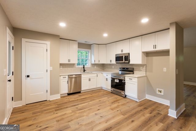 2443 Hodges Farm Road, Mansfield, GA 30055