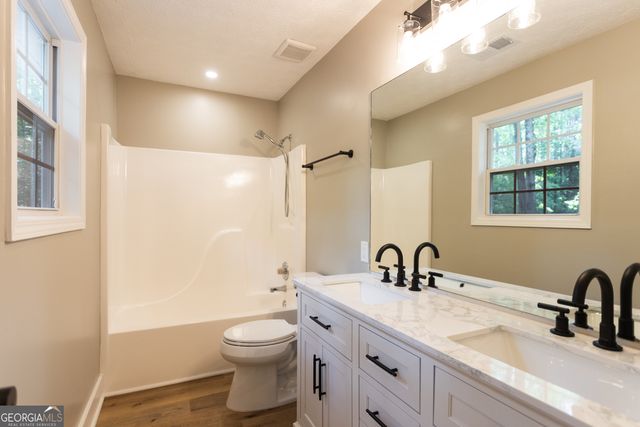 2443 Hodges Farm Road, Mansfield, GA 30055