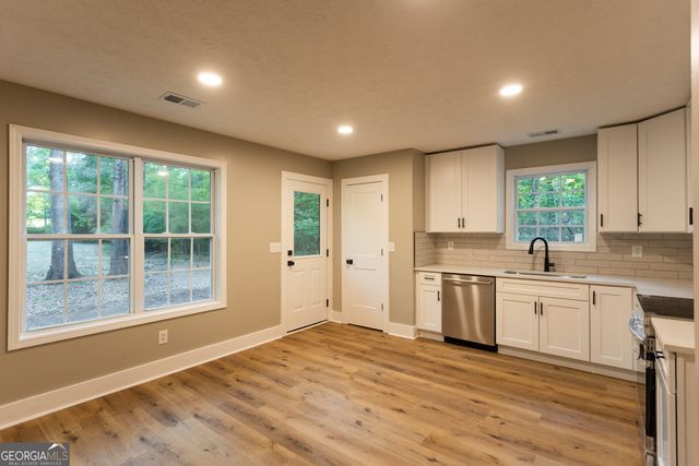 2443 Hodges Farm Road, Mansfield, GA 30055