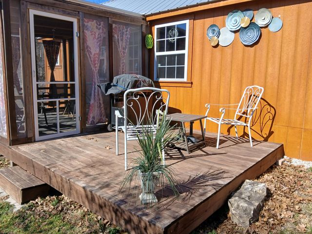 132 Walnut Street, Cape Fair, MO 65624