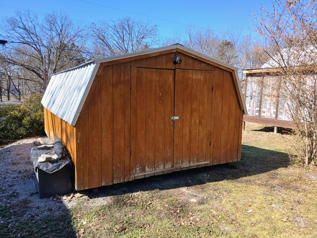 132 Walnut Street, Cape Fair, MO 65624