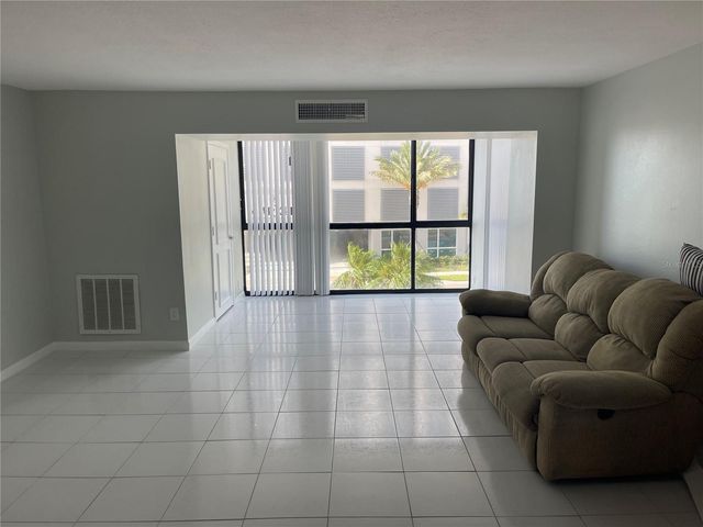 851 BAYWAY BOULEVARD 205, Clearwater Beach, FL 33767