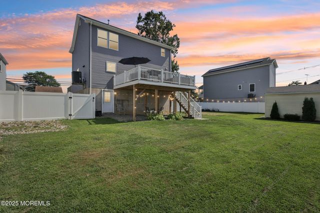 907 Florence Avenue, Union Beach, NJ 07735