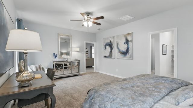 9721 MCCLANE FARM Drive, Fort Worth, TX 76036