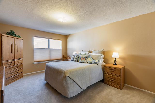12847 Eastridge Drive NE, Albuquerque, NM 87112