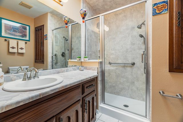 12847 Eastridge Drive NE, Albuquerque, NM 87112
