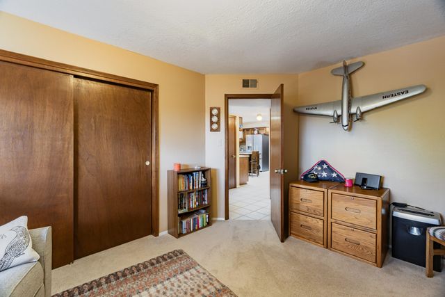 12847 Eastridge Drive NE, Albuquerque, NM 87112