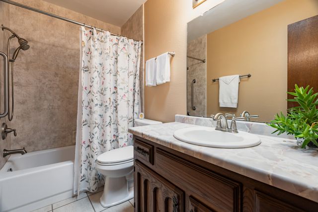 12847 Eastridge Drive NE, Albuquerque, NM 87112
