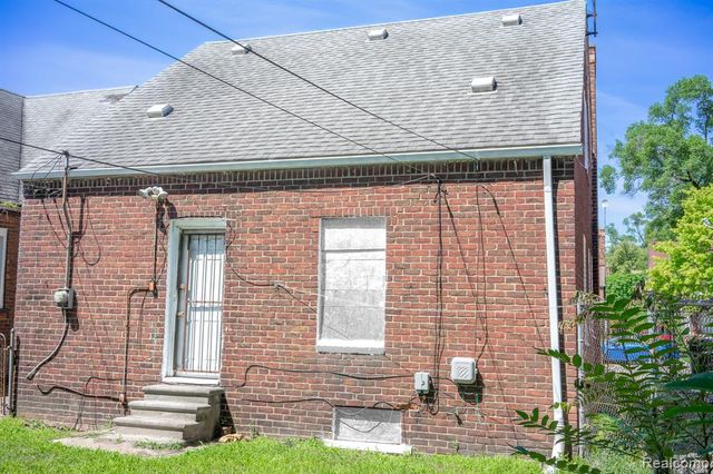 15864 Tracey Street, Detroit, MI 48227
