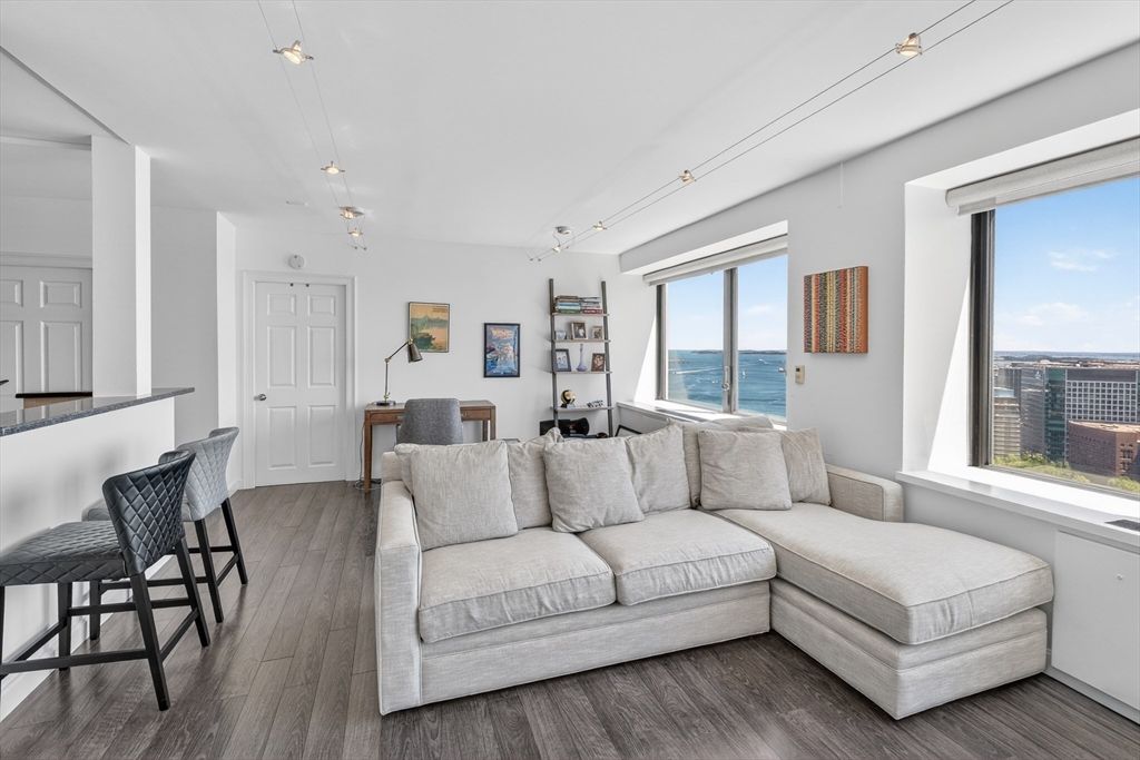 85 East India Row 33E, Boston, MA 02110