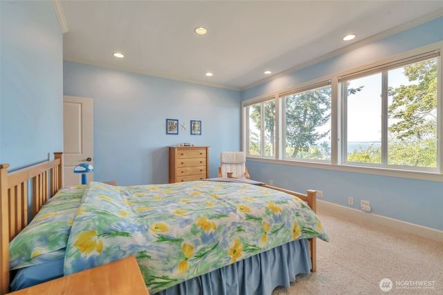 302 Noblecliff Place, Langley, WA 98260