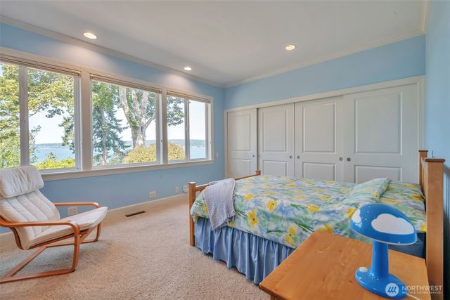 302 Noblecliff Place, Langley, WA 98260