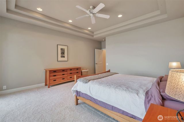 302 Noblecliff Place, Langley, WA 98260