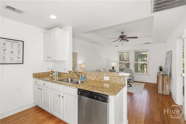 216 W Henry Street, Savannah, GA 31401