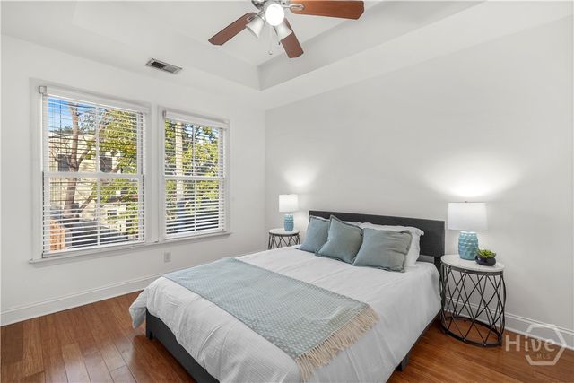 216 W Henry Street, Savannah, GA 31401