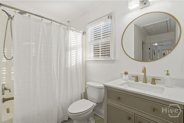 216 W Henry Street, Savannah, GA 31401