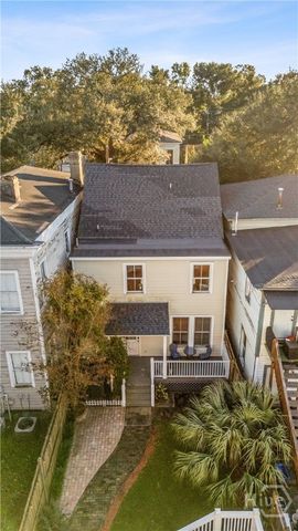 216 W Henry Street, Savannah, GA 31401