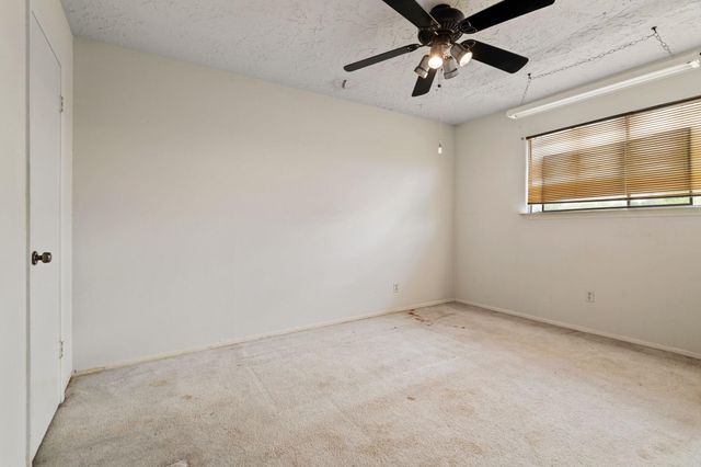 6649 Westwick Drive, Houston, TX 77072
