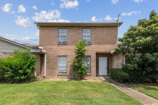 6649 Westwick Drive, Houston, TX 77072