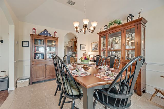 11016 Castle Oak Lane W, Fort Worth, TX 76108