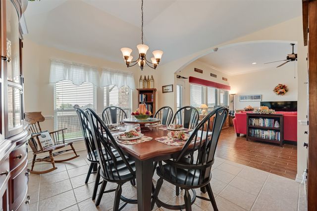 11016 Castle Oak Lane W, Fort Worth, TX 76108