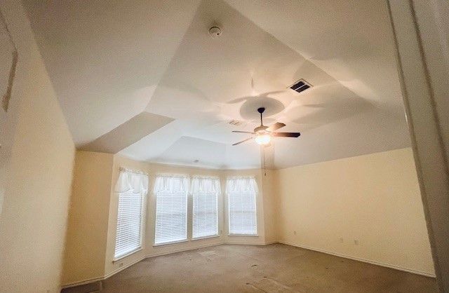 11016 Castle Oak Lane W, Fort Worth, TX 76108