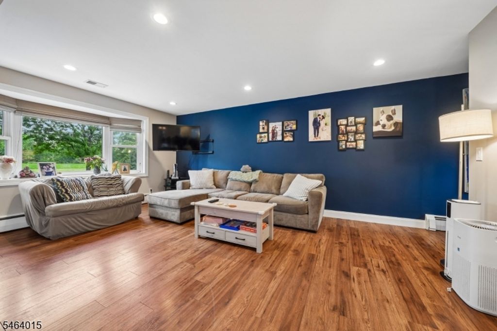 40 Carpenter Pl, Cranford Twp., NJ 07016 — photo 4