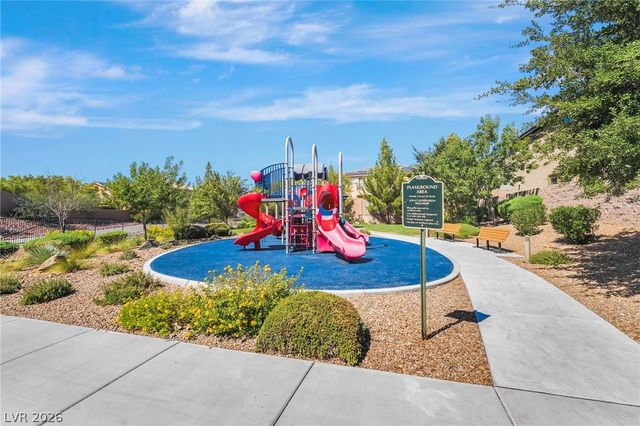 2915 Caxton Grove Drive, Henderson, NV 89052