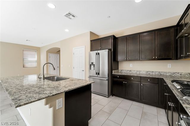 2915 Caxton Grove Drive, Henderson, NV 89052