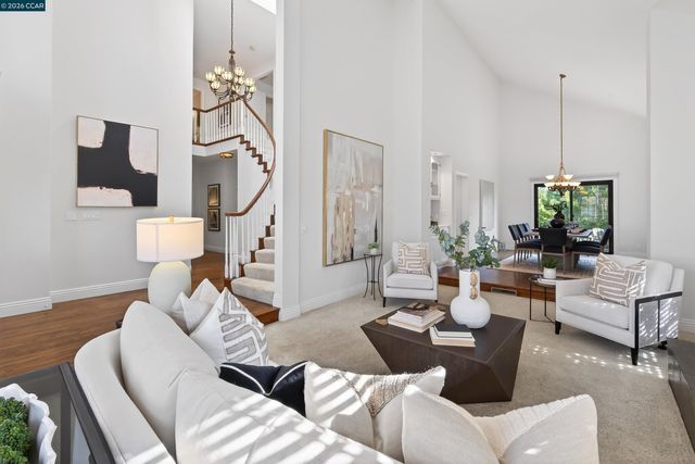 704 Blue Spruce Dr, Danville, CA 94506