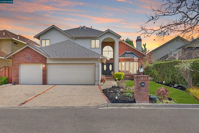 704 Blue Spruce Dr, Danville, CA 94506