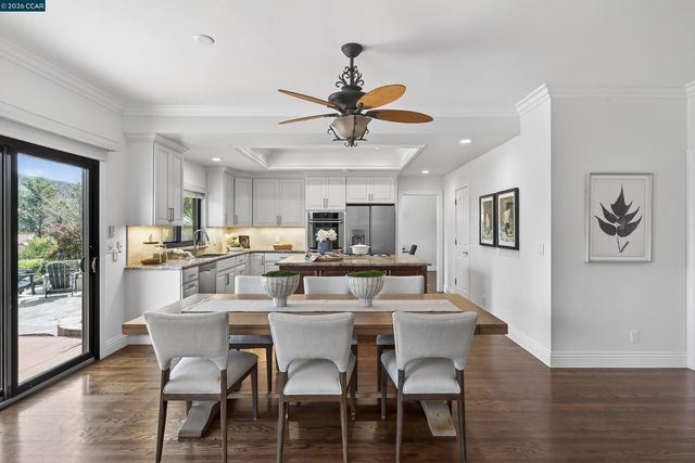 704 Blue Spruce Dr, Danville, CA 94506