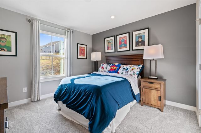 301 Shanleigh Dr, Jackson Twp, PA 16063