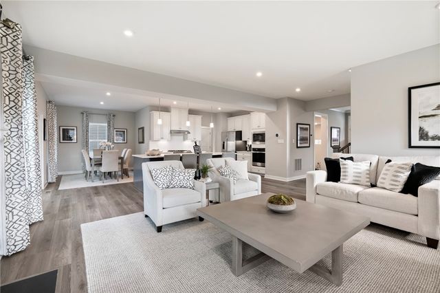 301 Shanleigh Dr, Jackson Twp, PA 16063