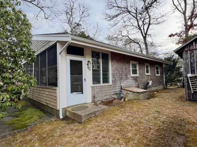 97 Yacht Club Road, Centerville, MA 02632