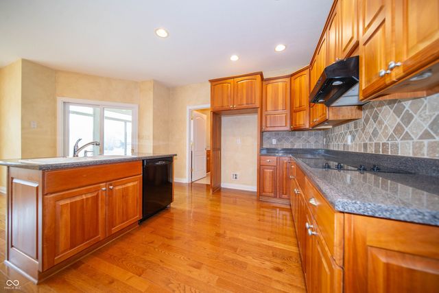 2743 Baywater Court, Greenwood, IN 46143