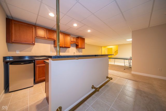 2743 Baywater Court, Greenwood, IN 46143