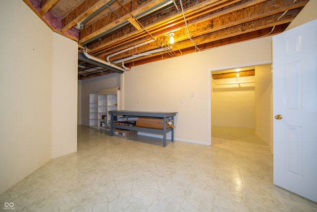 2743 Baywater Court, Greenwood, IN 46143