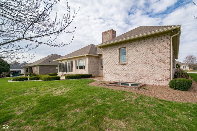 2743 Baywater Court, Greenwood, IN 46143