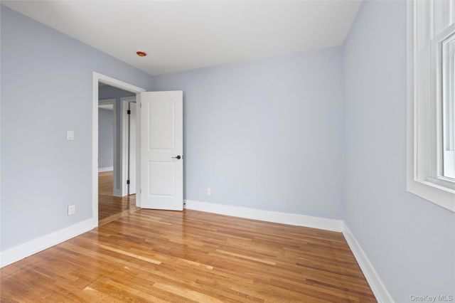 81 Rowe Avenue, East Rockaway, NY 11563