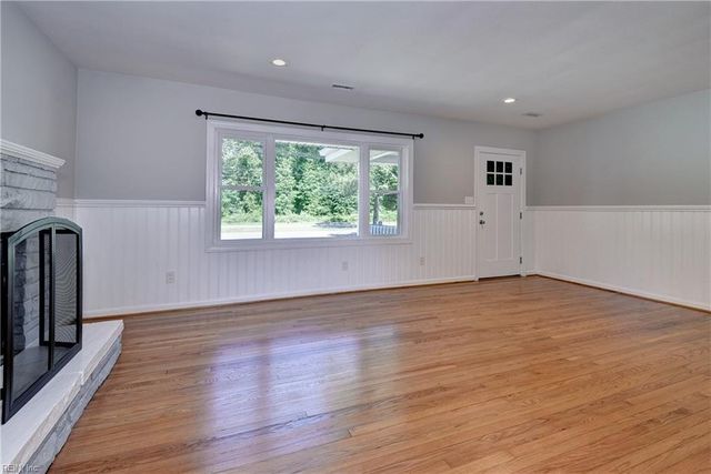 1338 Big Bethel RD, Hampton, VA 23666